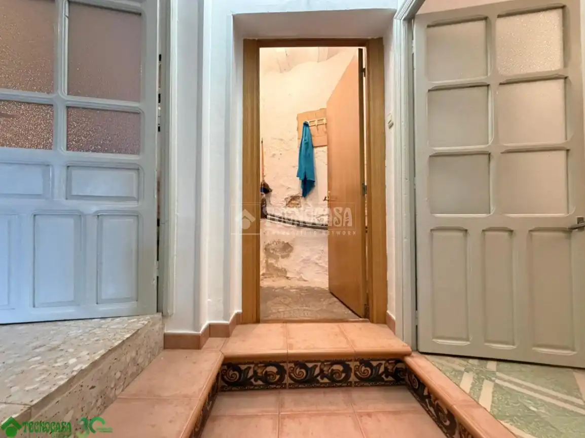 Casa adosada en venta en Santa Cruz de la Zarza con Calefacción, Terraza y Amueblado