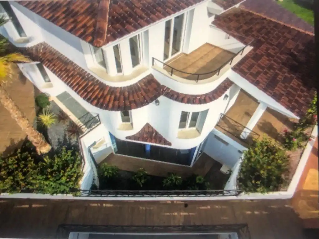 Casa o xalet en venda a Calle TENERIFE, Pueblo - Urbanizaciones