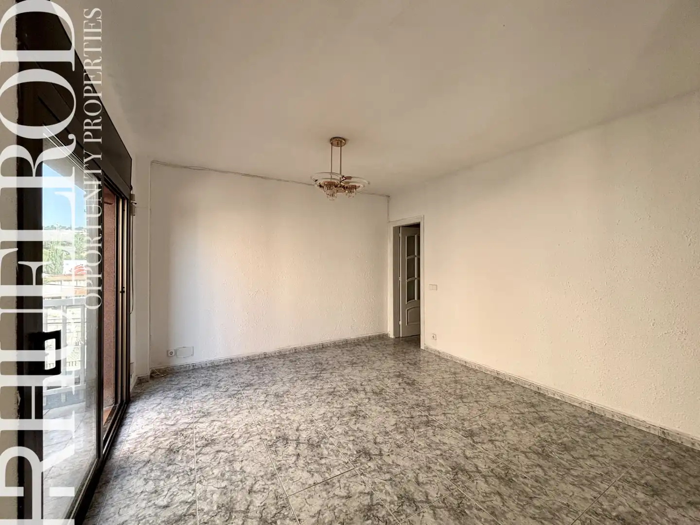 Living room of Flat for sale in Mataró  with Air Conditioner, Heating and Terrace