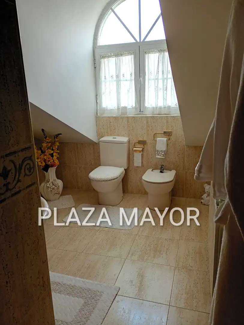 Habitatge amb piscina en venda a Avenida Fontana, imagen 22