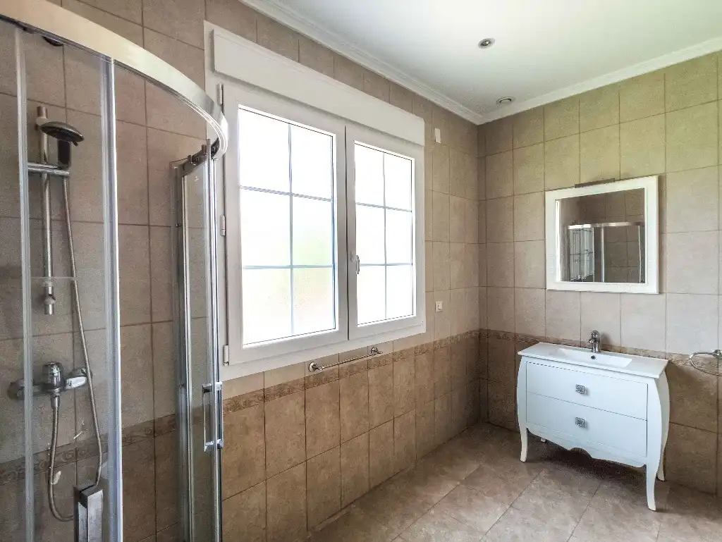 Bathroom of Houses for sale in Orihuela