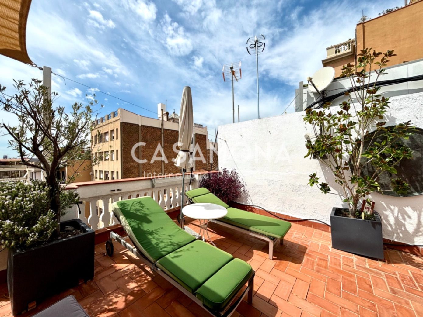 Terrassa de Apartament de lloguer en  Barcelona Capital amb Aire condicionat, Calefacció i Terrassa