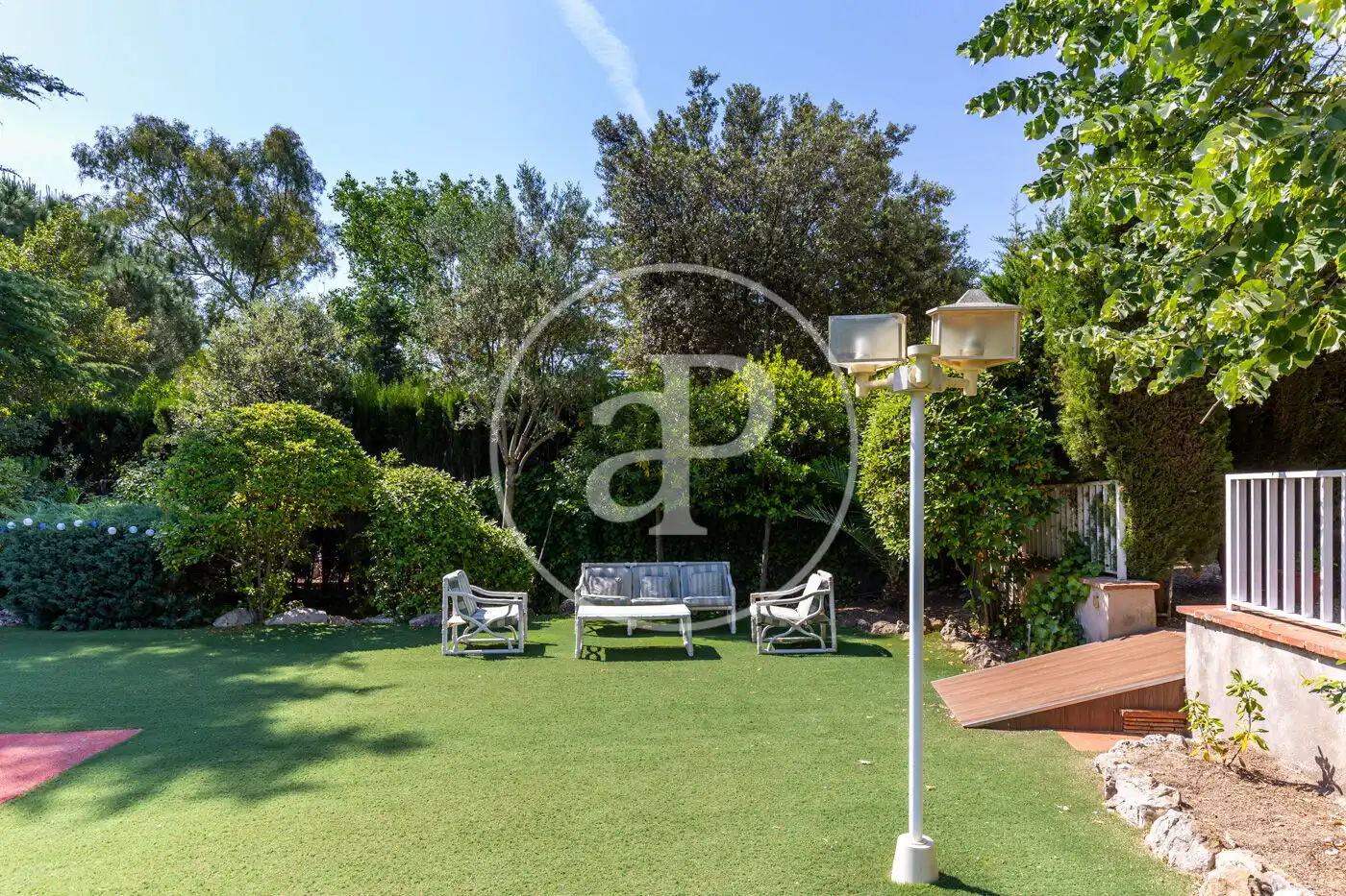 Jardí de Casa o xalet en venda en Matadepera amb Aire condicionat, Calefacció i Jardí privat