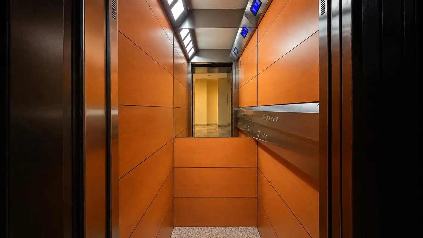 Flat for sale in Madrid  with Air Conditioner and Heating
