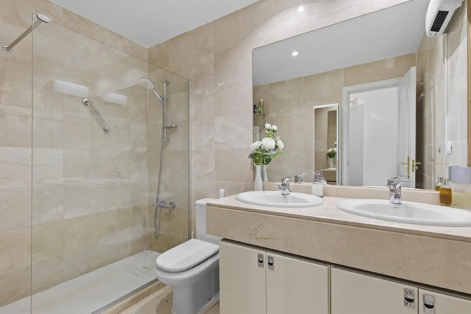 Apartament amb terrassa en venda a Milla de Oro, imagen 22