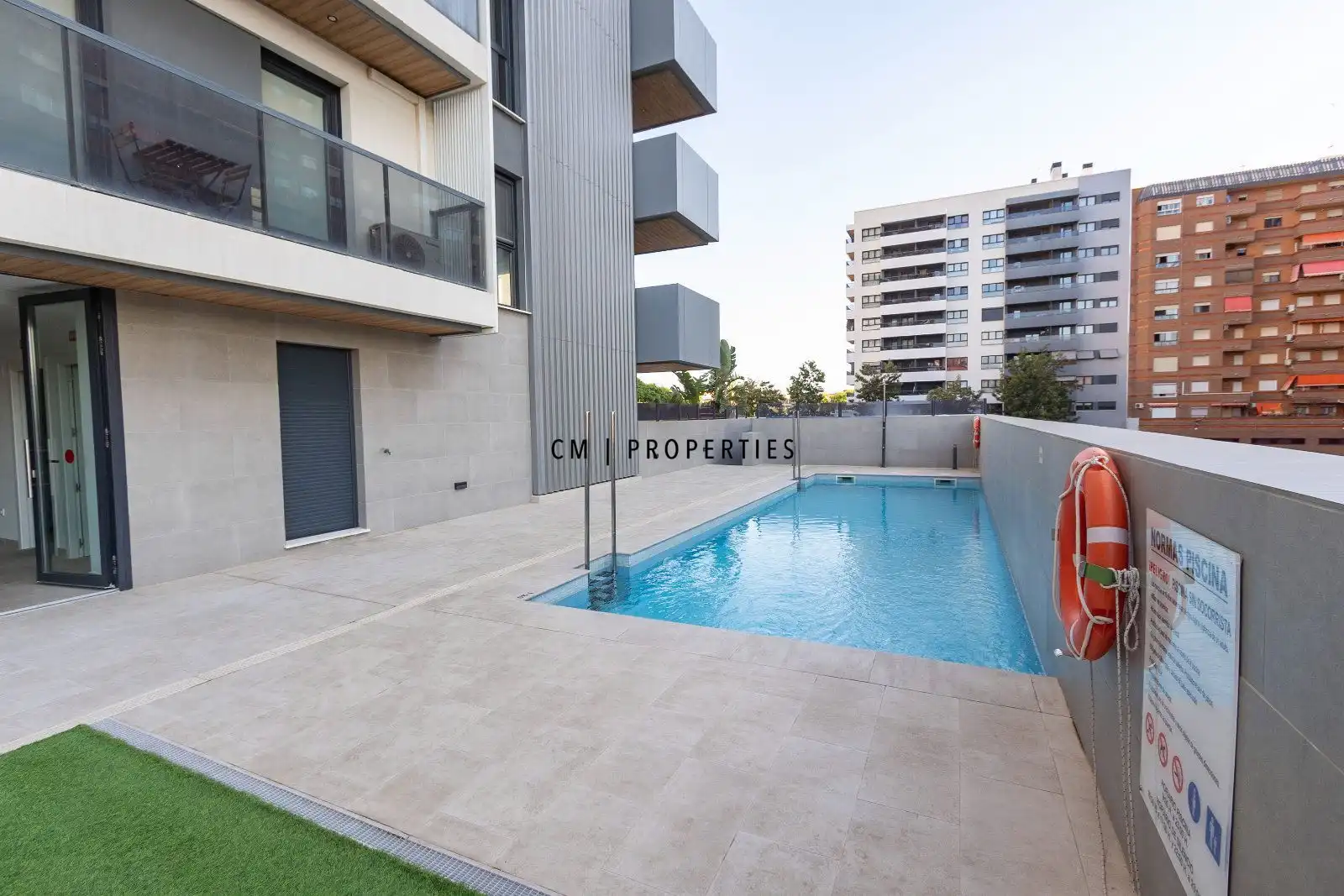 Schwimmbecken von Wohnung zur Miete in Valencia mit Klimaanlage, Heizung und Terrasse