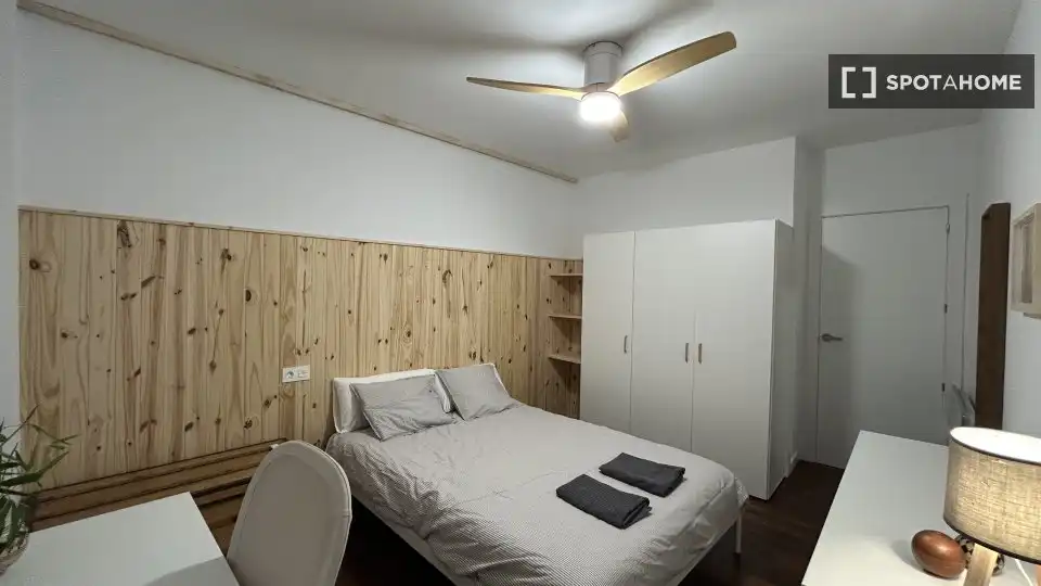 Habitación de Piso para compartir en Bilbao  con Aire acondicionado, Terraza y Amueblado