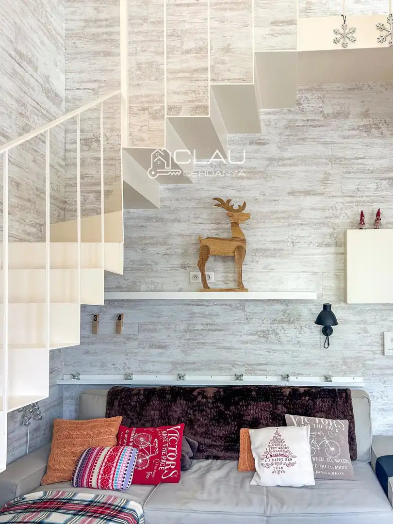Attic for sale in Roussel, 6, Bourg - Madame