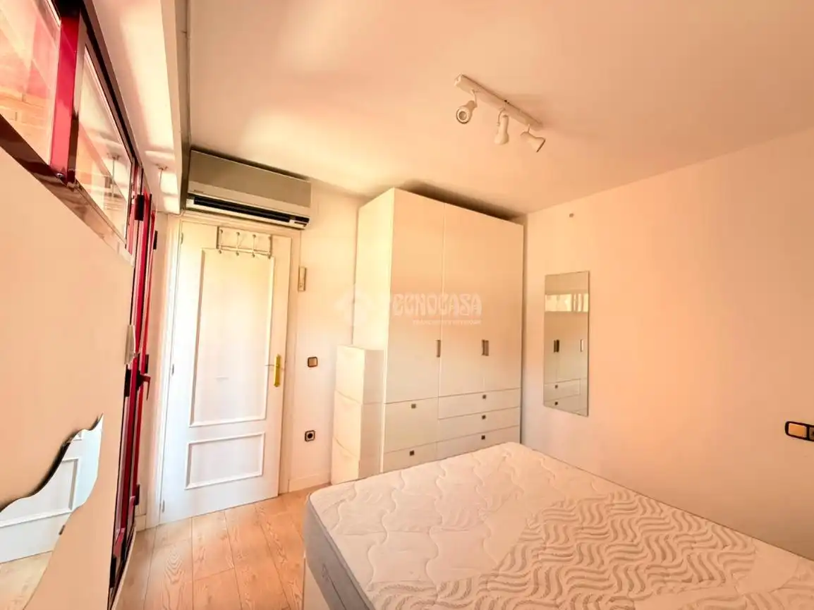 Habitación de Piso en venta en Madrid con Aire acondicionado y Amueblado