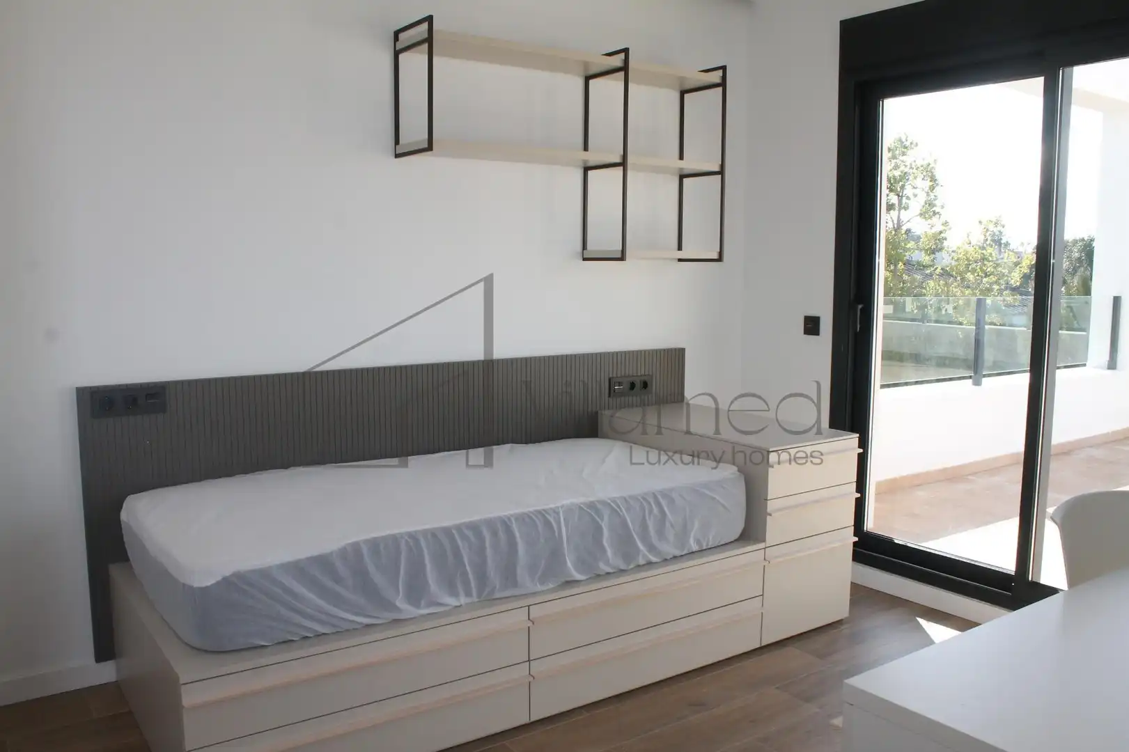 Dormitori de Casa o xalet de lloguer en L'Eliana amb Aire condicionat, Jardí privat i Terrassa