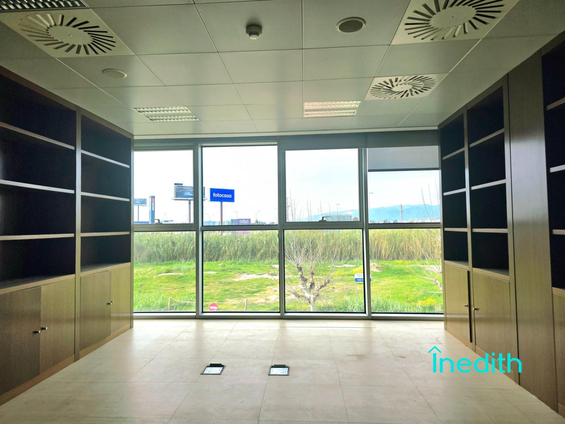 Oficina de lloguer en El Prat de Llobregat amb Aire condicionat, Calefacció i Terrassa