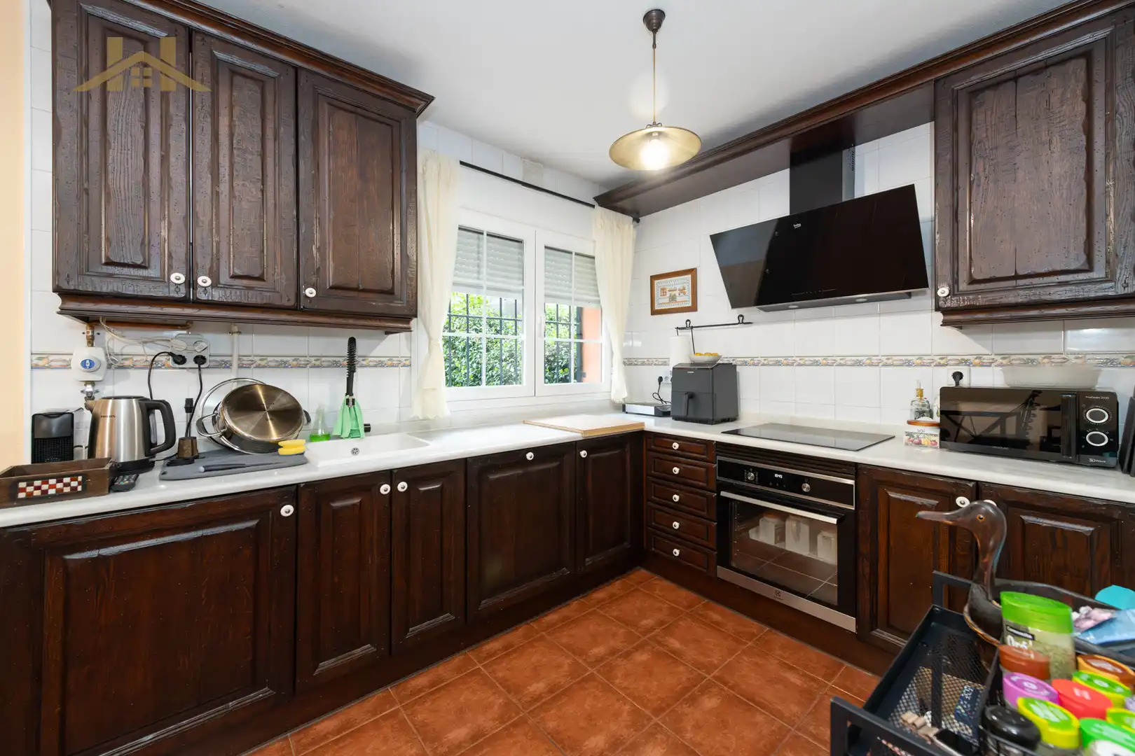 Cocina de Casa adosada en venta en Miraflores de la Sierra con Trastero, Amueblado y Horno