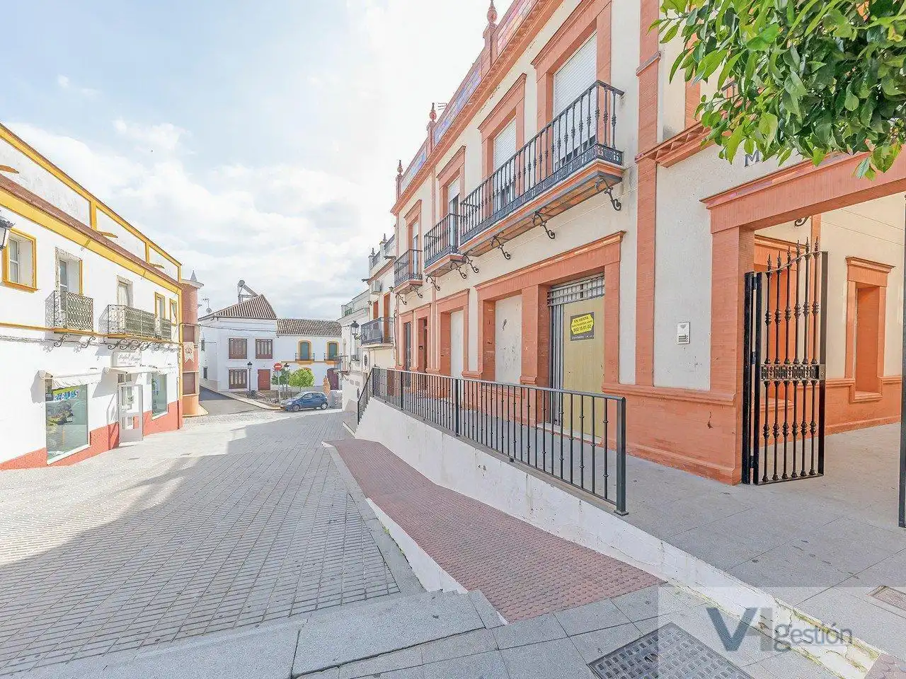 Local commercial à vendre à Carrión de los Céspedes, imagen 3