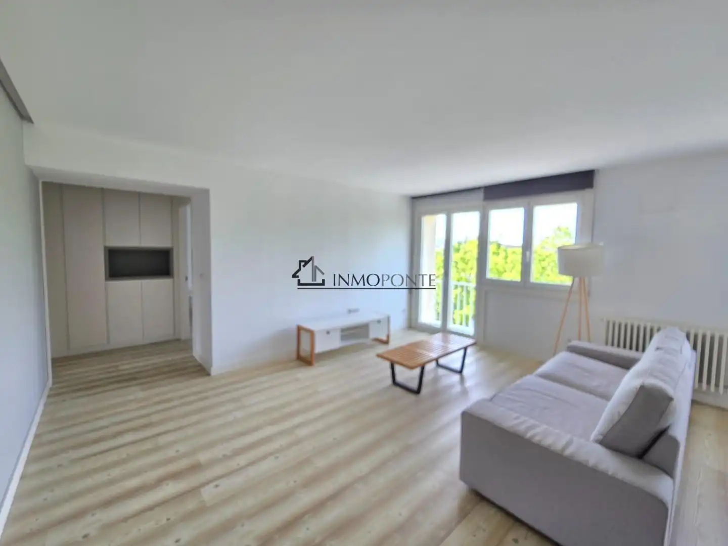 Sala de estar de Piso en venta en Pontevedra Capital  con Calefacción, Horno y Lavadora