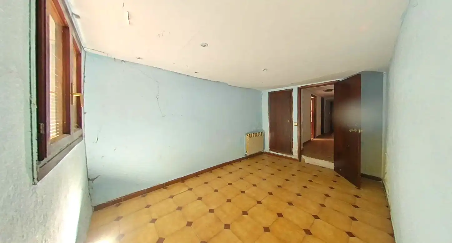Piso en venta en Autol