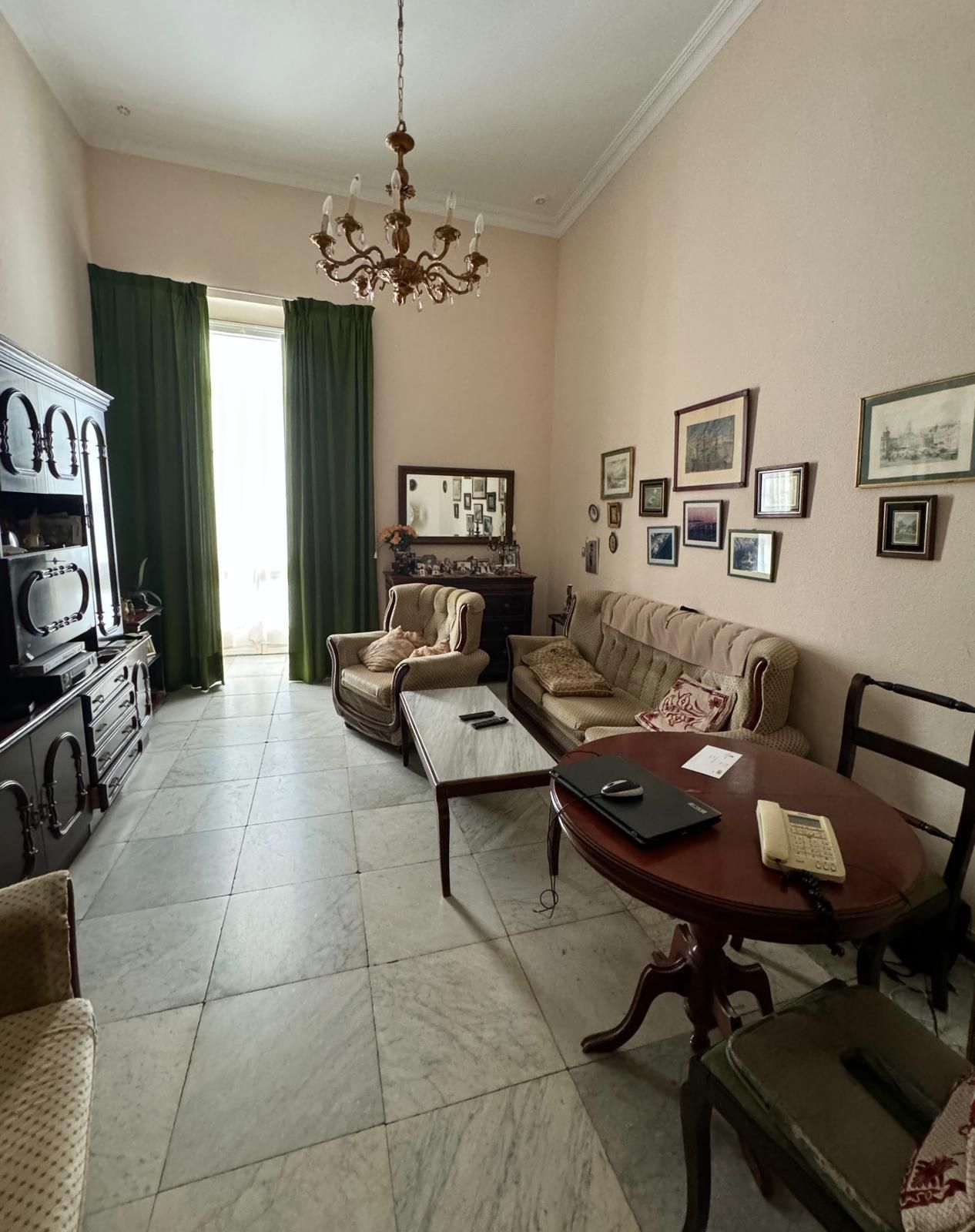 Sala d'estar de Pis en venda en  Cádiz Capital amb Balcó