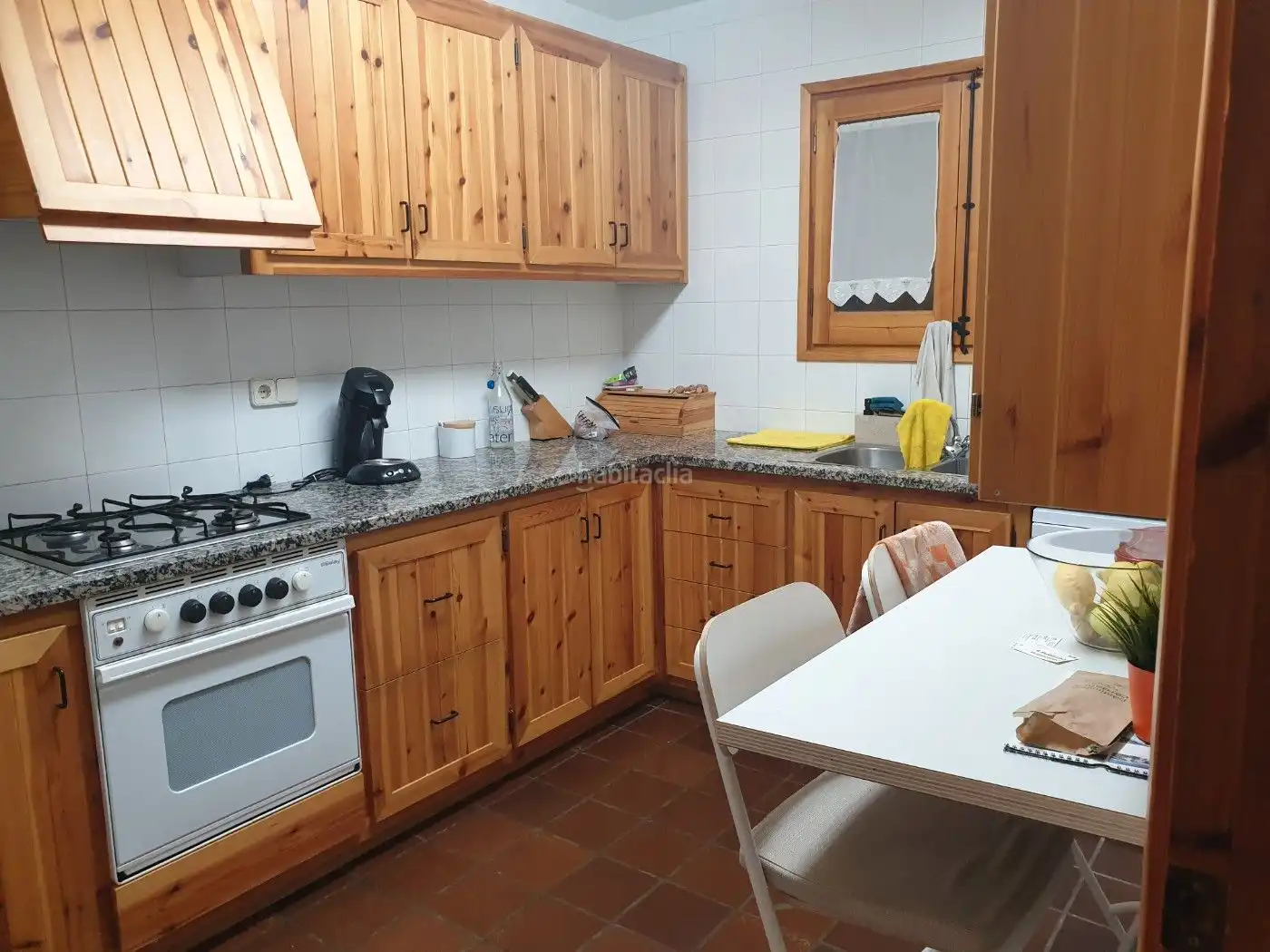 Triplex with garden to rent in Carrer Llevant 1, imagen 4