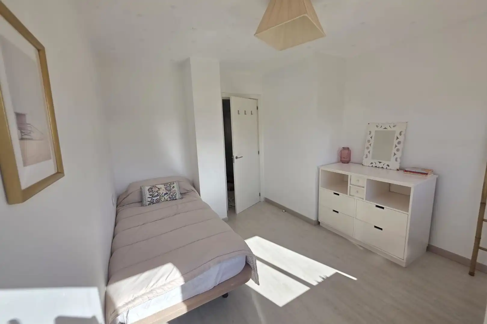 Dormitori de Apartament en venda en Alicante / Alacant