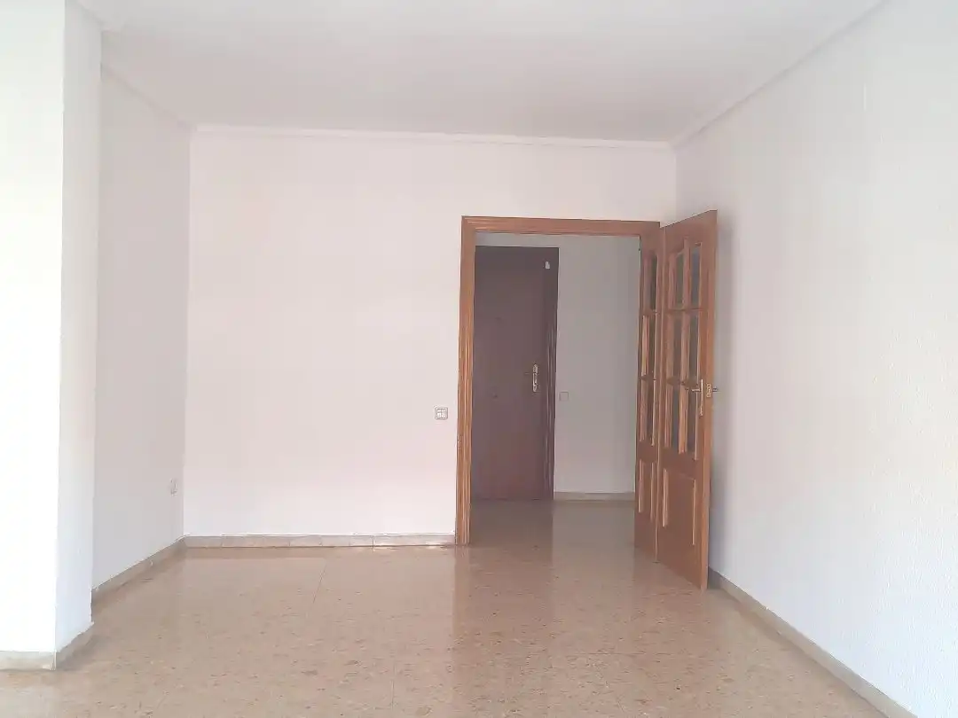 Wohnung zum Verkauf in  Valencia Capital mit Klimaanlage und Balkon