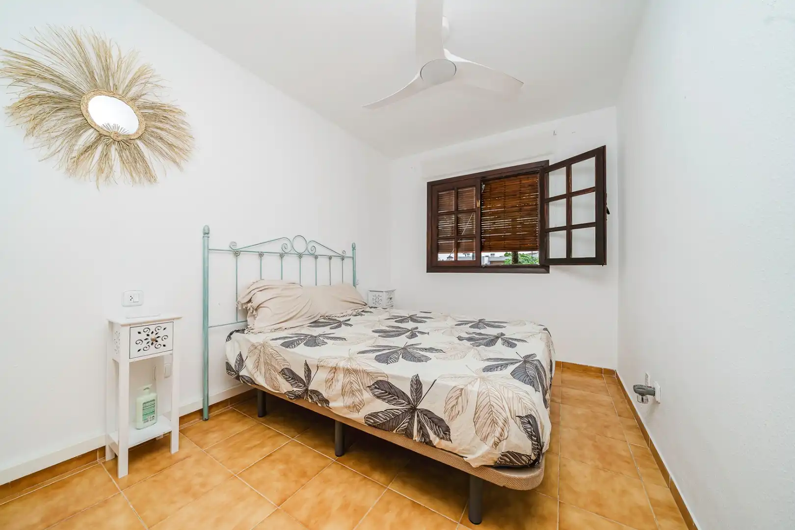Dormitori de Apartament de lloguer en Santiago de la Ribera