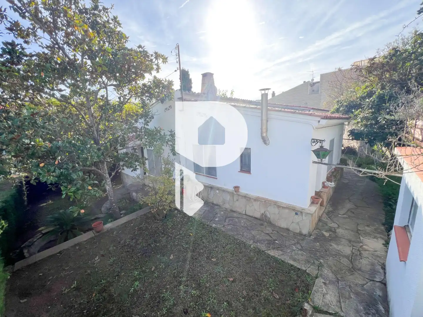 Vista exterior de Casa o xalet en venda en Vallirana amb Calefacció, Jardí privat i Terrassa