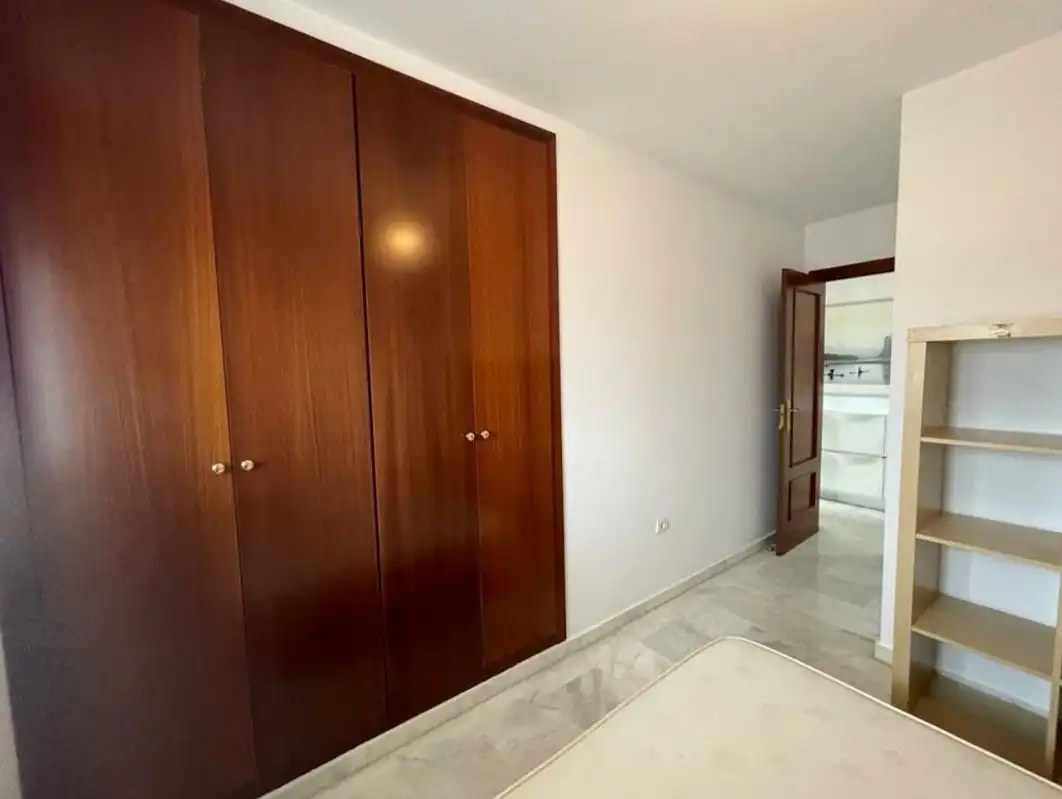 Habitación de Ático de alquiler en Algeciras con Aire acondicionado