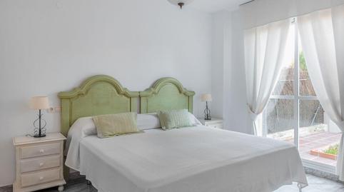 Foto 4 de Piso de alquiler en Puerto Banús, Málaga
