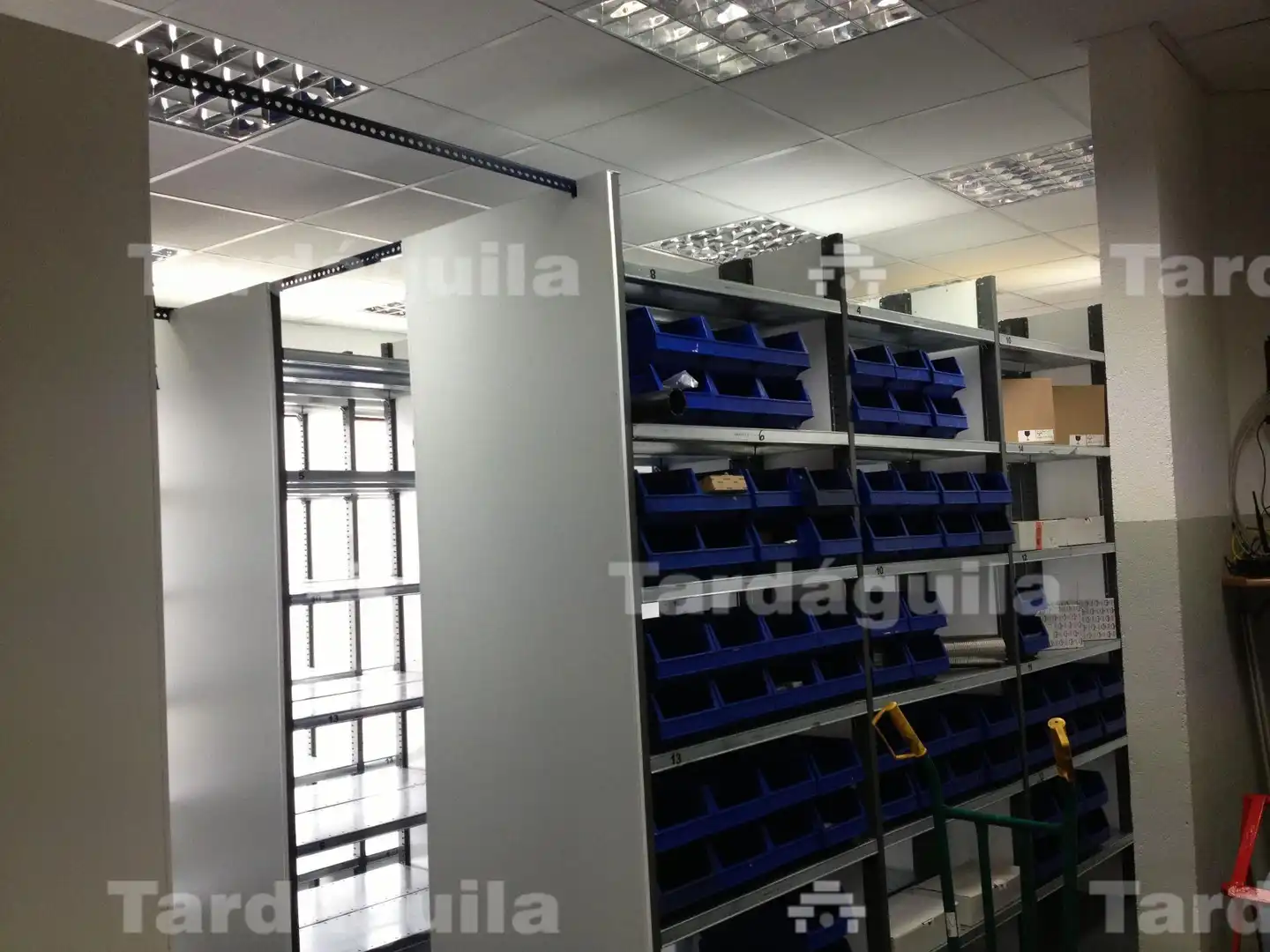 Industrial building for sale in Villares de la Reina, imagen 9