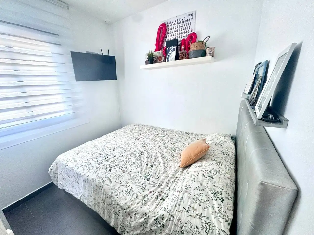 Habitación de Casa adosada en venta en Barbate