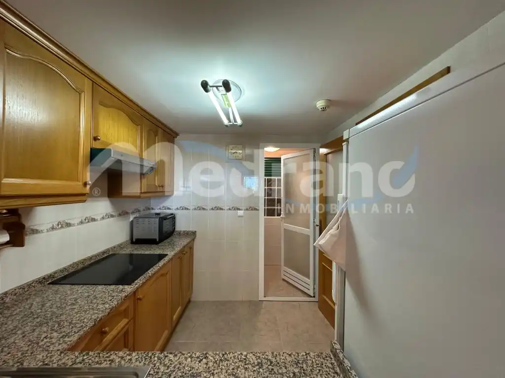 Küche von Wohnung zum Verkauf in Villajoyosa / La Vila Joiosa mit Privatgarten, Terrasse und Schwimmbad