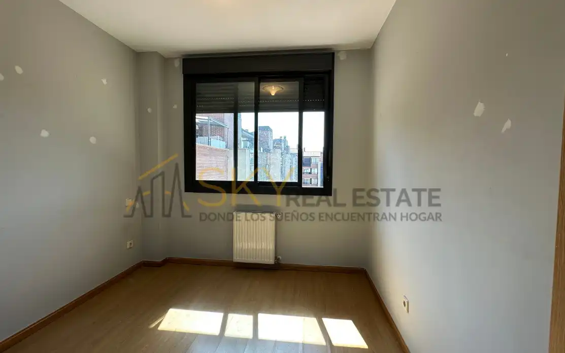 Bedroom of Attic for sale in Madrid  with Air Conditioner, Heating and Terrace