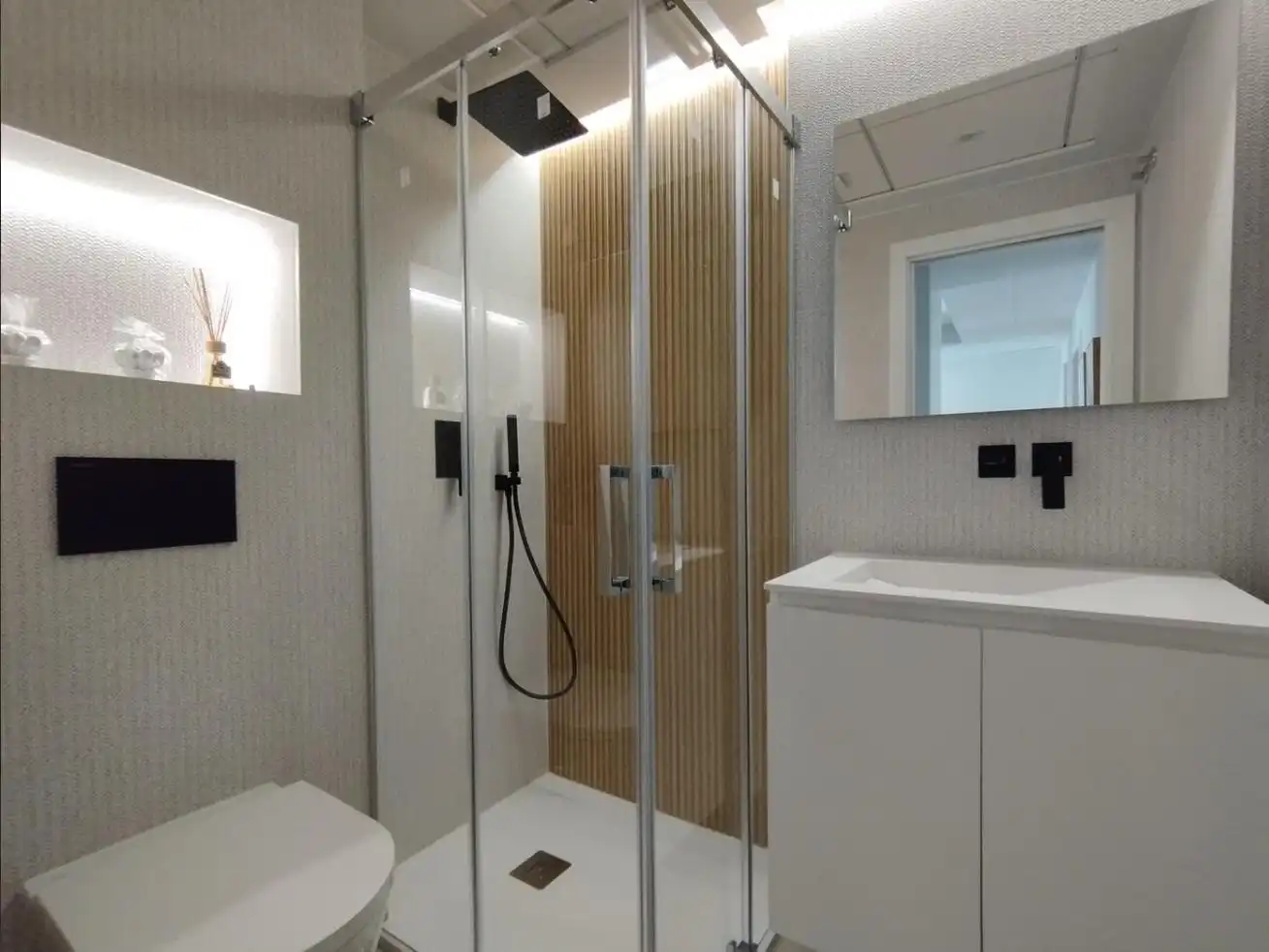 Bathroom of Houses for sale in El Verger  with Air Conditioner, Private garden and Terrace