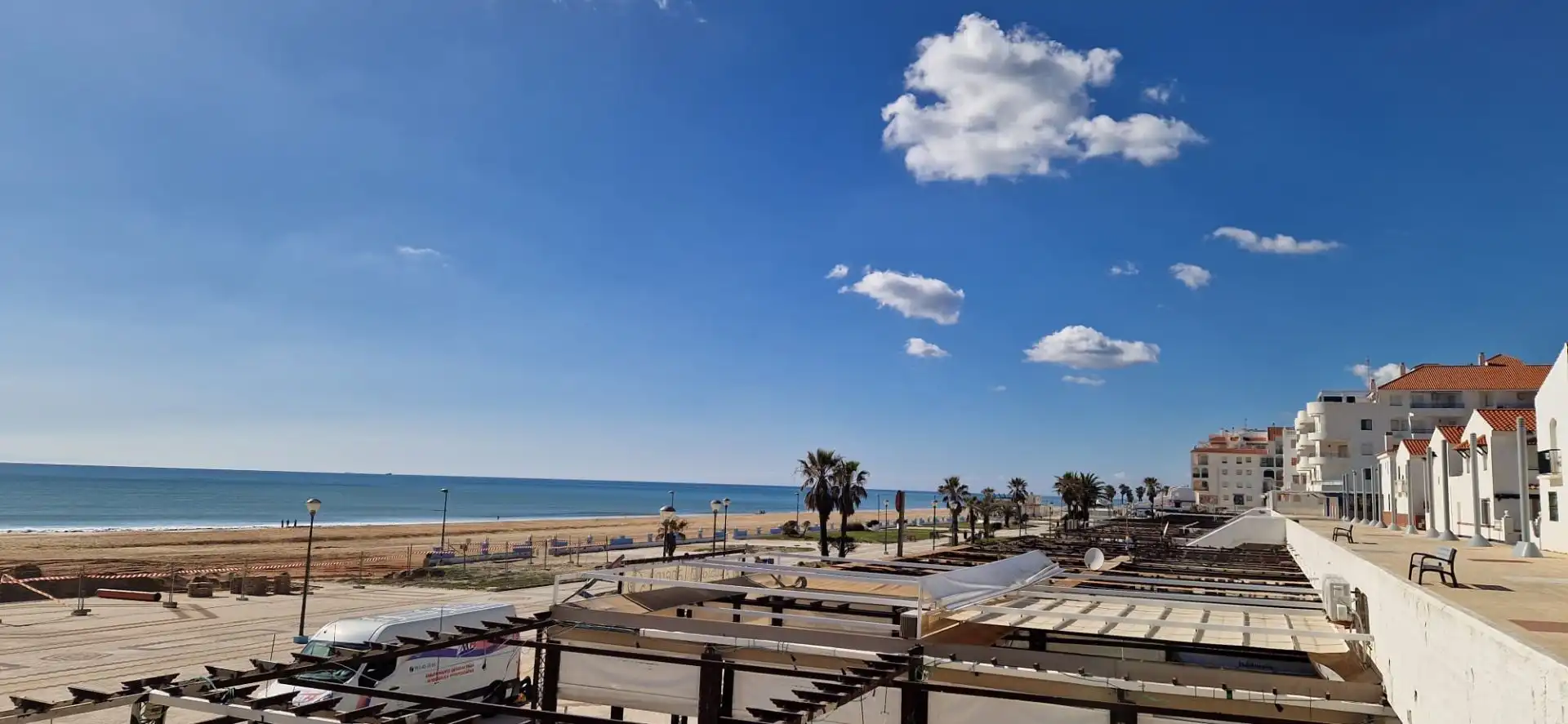 Vista exterior de Piso en venta en Almonte con Calefacción, Terraza y Amueblado