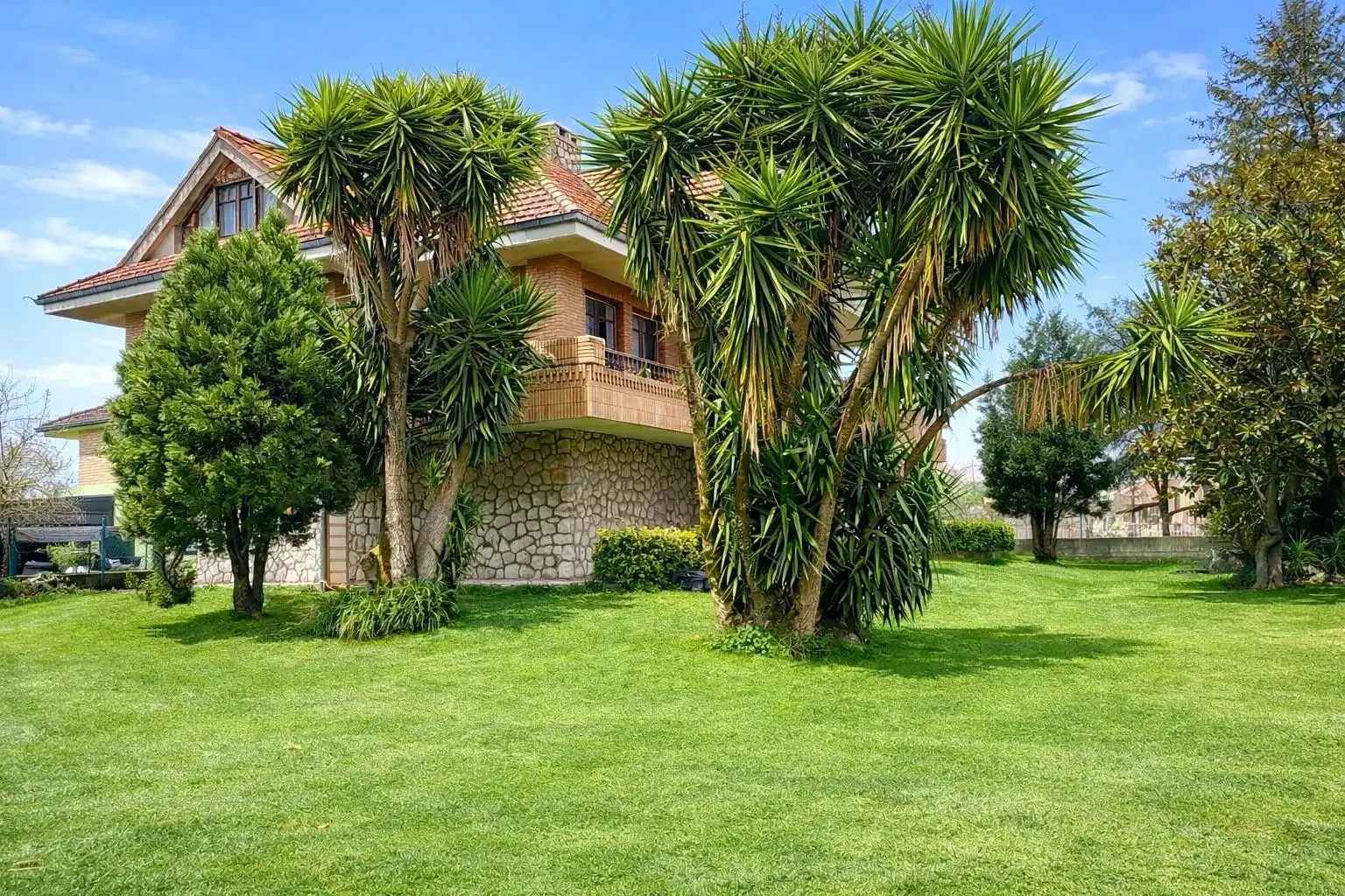Garden of Houses for sale in Torrelavega   with Heating, Private garden and Terrace