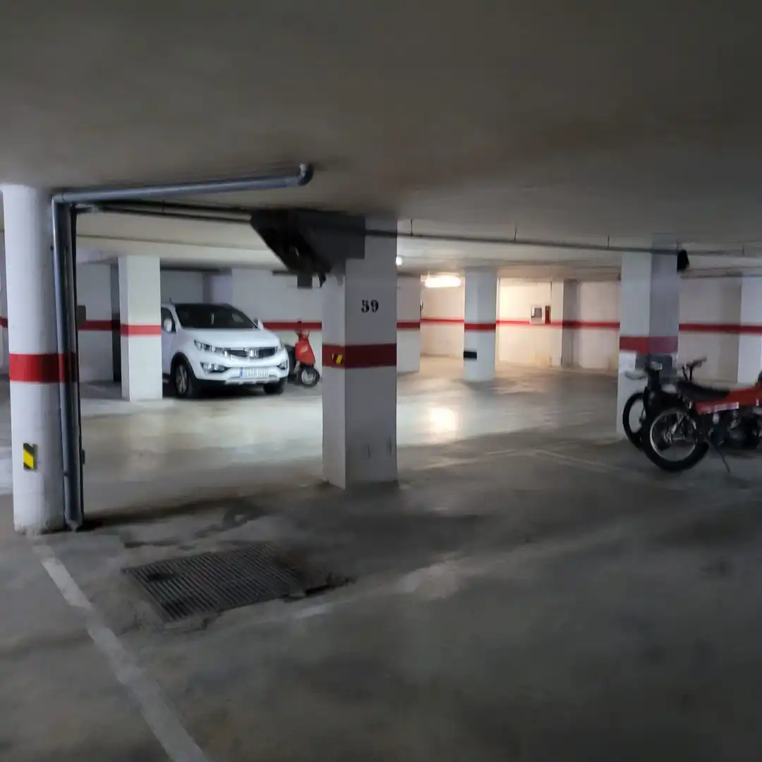 Parking for sale in Ducat d`Atenes, imagen 2
