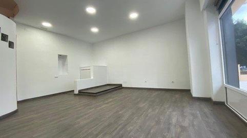 Photo 3 of Premises to rent in Los Guindos - Parque Mediterráneo - Santa Paula, Málaga Capital