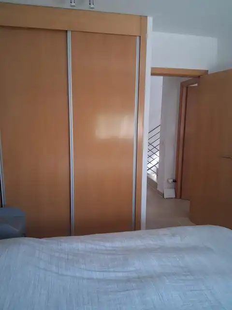 Einfamilien-Reihenhaus zum Verkauf in Uceda mit Heizung, Privatgarten und Abstellraum
