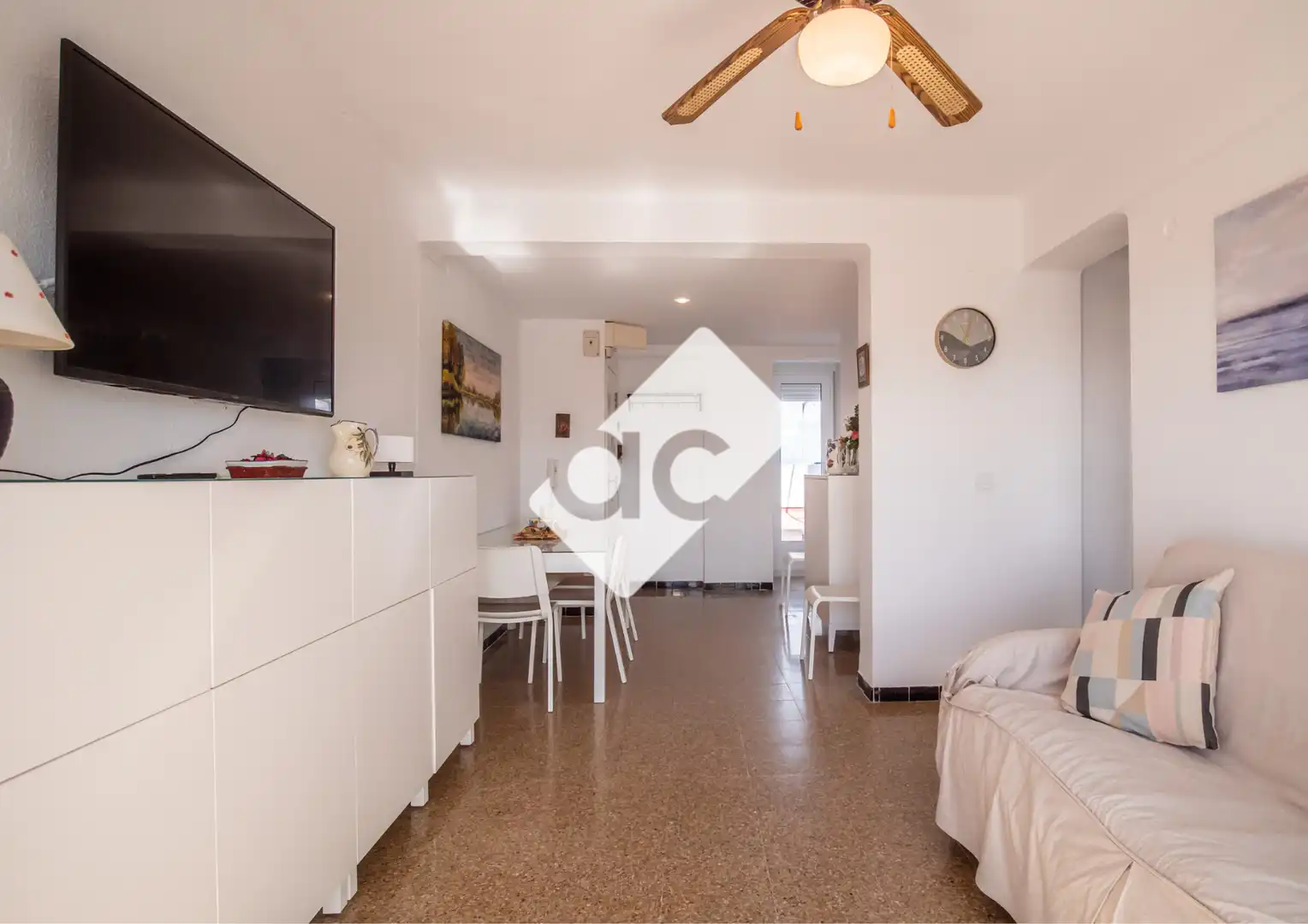 Sala d'estar de Pis de lloguer en Valencia amb Aire condicionat, Calefacció i Moblat