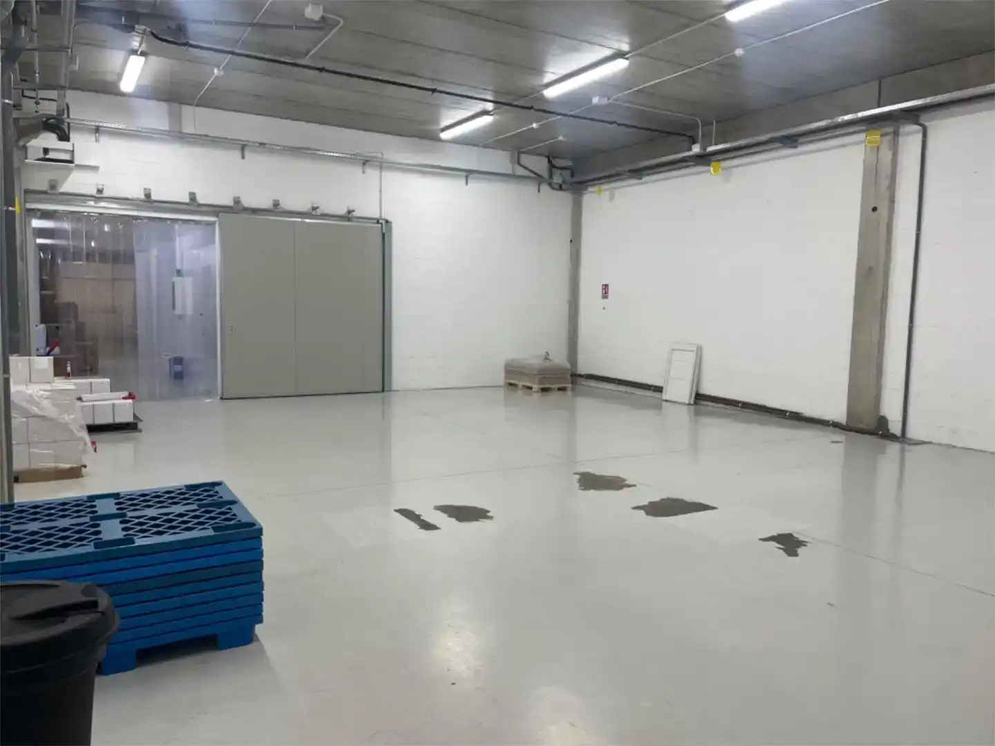 Nau industrial en venda en Avinyonet de Puigventós