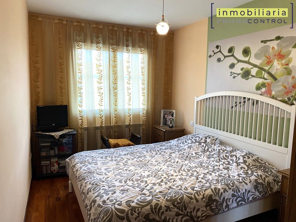 Schlafzimmer von Wohnung zum verkauf in San Mateo de Gállego mit Klimaanlage, Heizung und Parkett