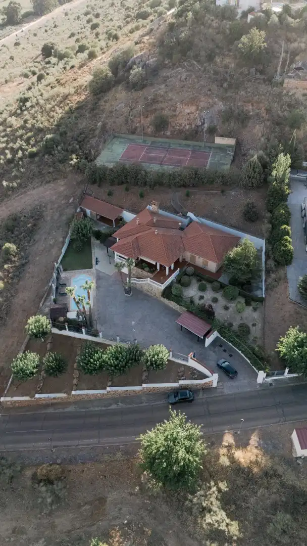 Vista exterior de Casa o xalet en venda en Medellín amb Terrassa, Traster i Piscina