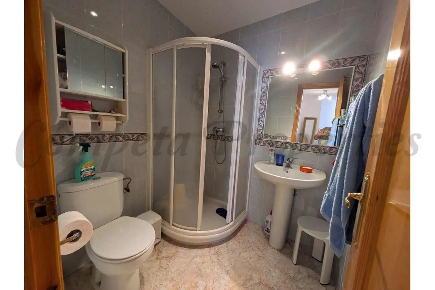 Bany de Casa o xalet en venda en Nerja amb Terrassa, Traster i Balcó