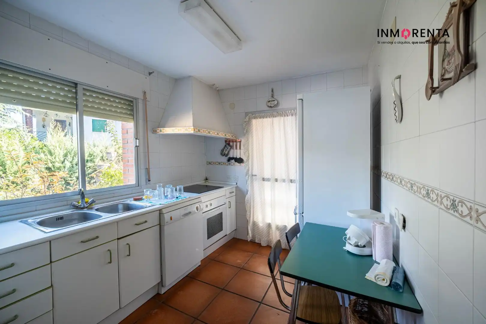 Kitchen of Houses for sale in Cadalso de los Vidrios  with Heating and Private garden