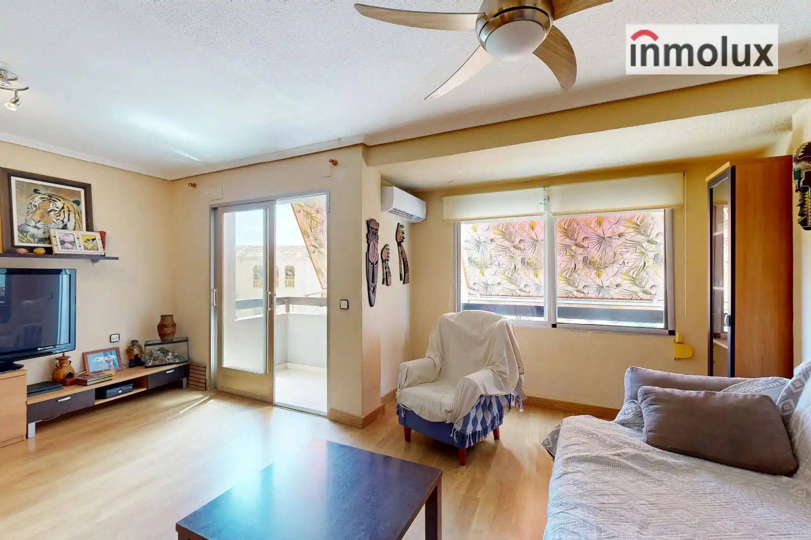 Sala de estar de Piso en venta en Alicante / Alacant con Calefacción, Terraza y Alarma