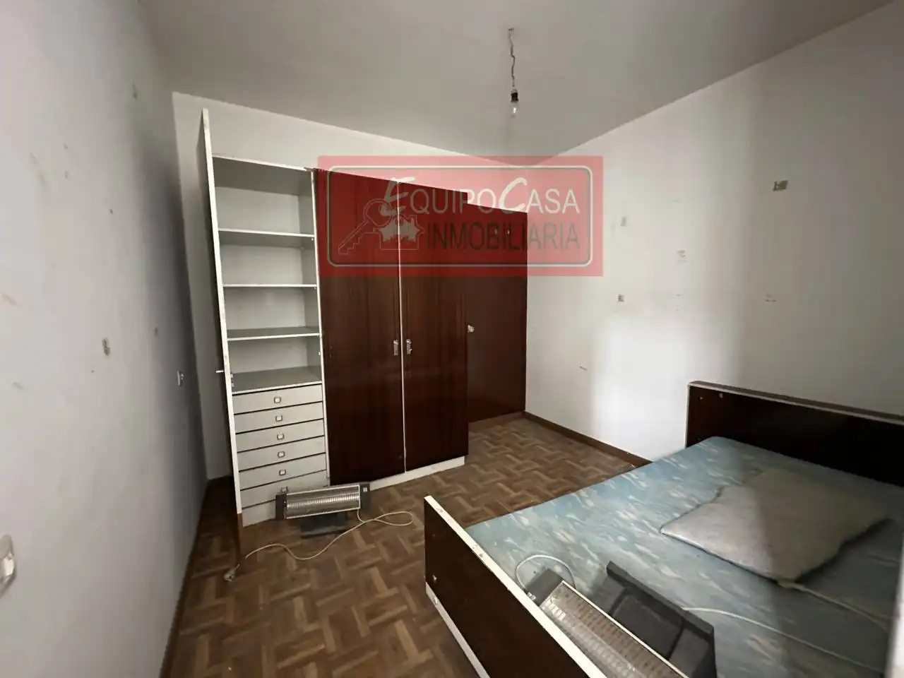 Habitación de Piso en venta en Lugo con Alarma