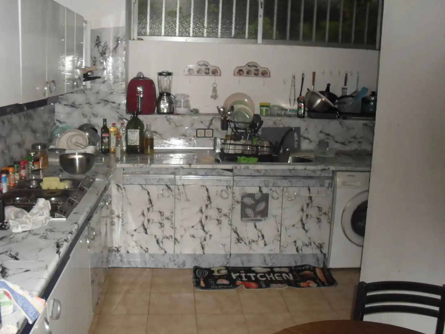 Cuina de Casa o xalet en venda en Vigo  amb Jardí privat, Terrassa i Balcó