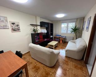 Sala d'estar de Apartament en venda en San Mamés de Burgos amb Calefacció i Traster