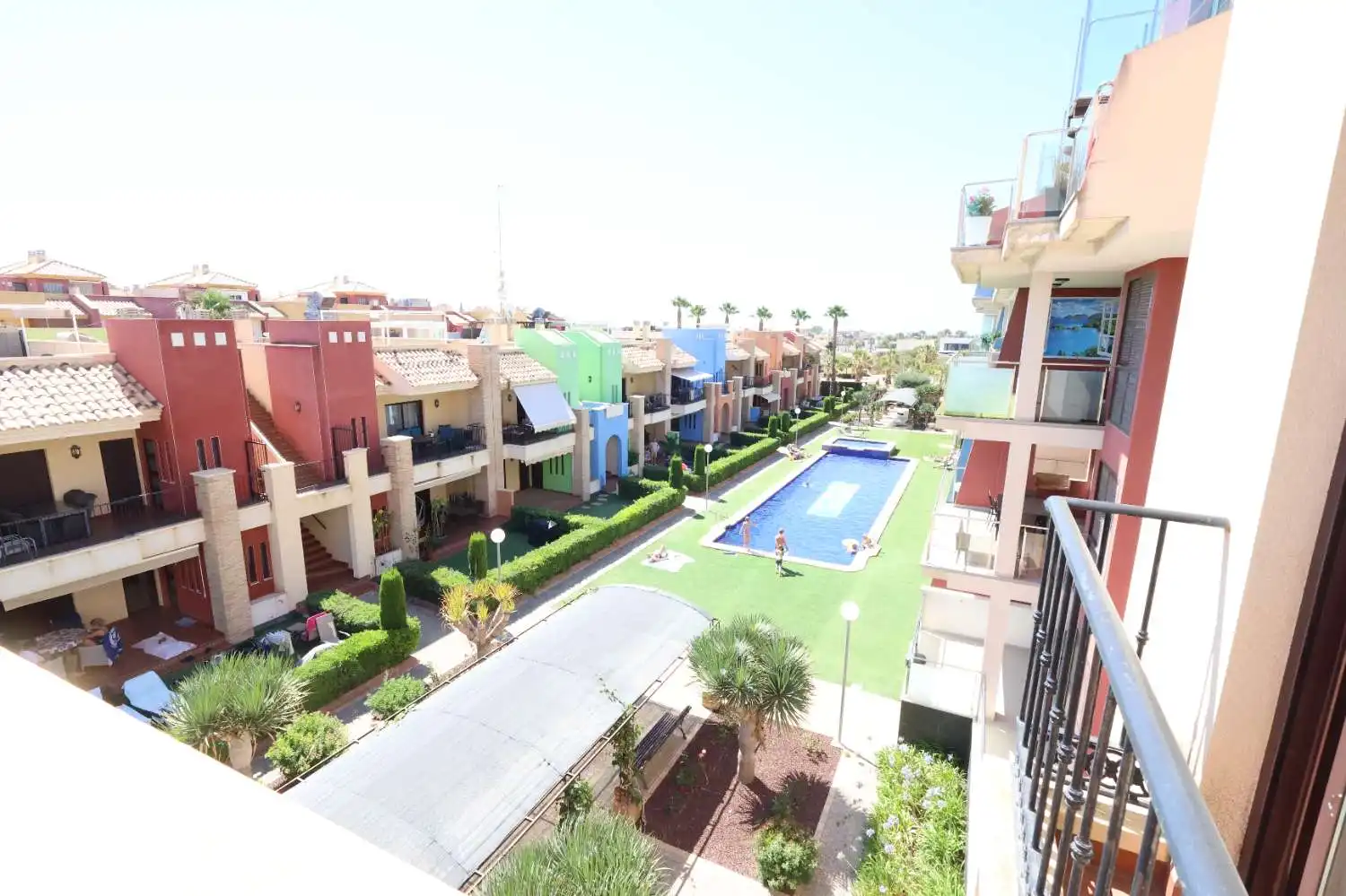 Außenansicht von Wohnungen zum Verkauf in Orihuela mit Klimaanlage, Heizung und Terrasse