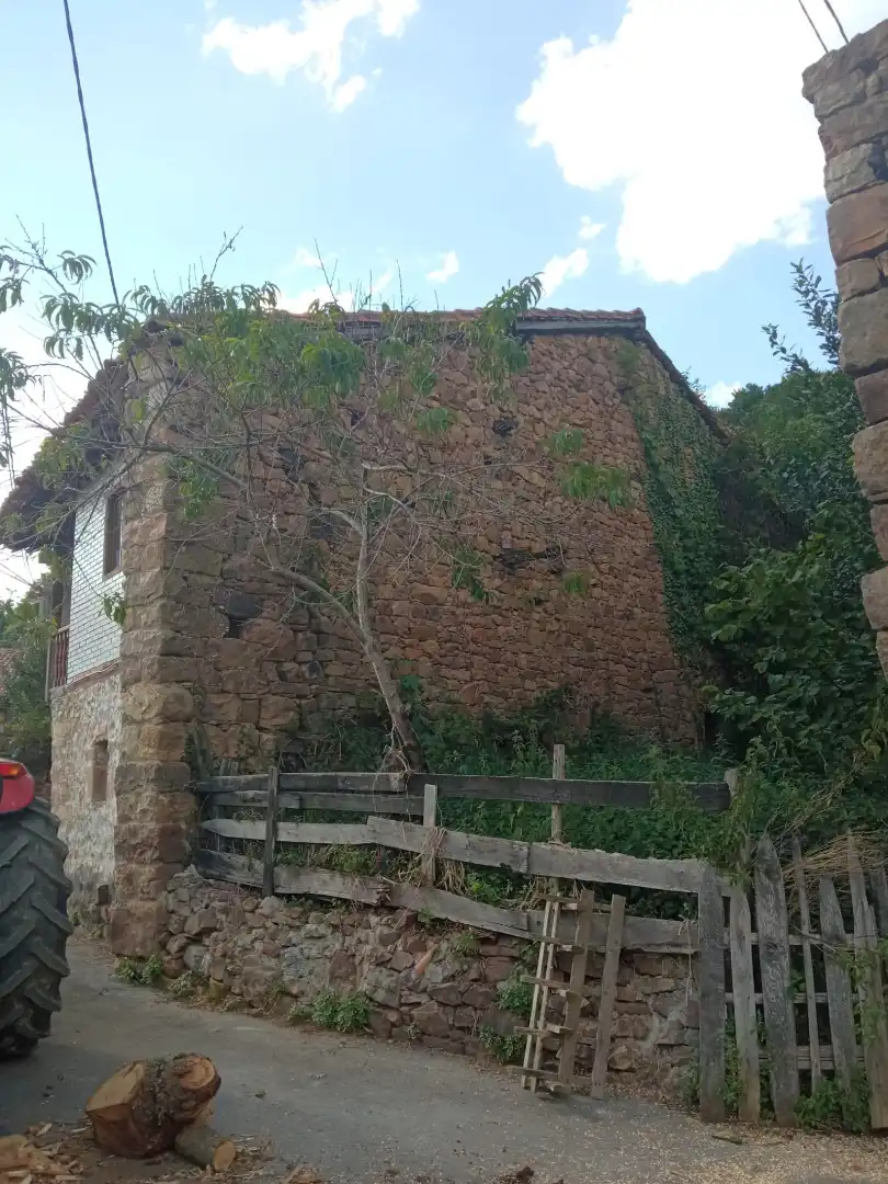 Vista exterior de Casa o chalet en venta en Los Tojos  con Trastero y Balcón