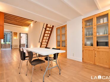 Duplex con balcone in vendita a Ciutat Vella